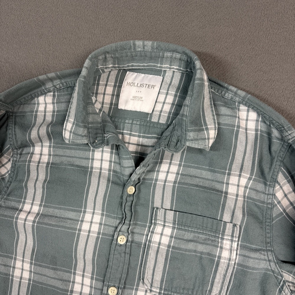 Hollister Shirt Mens Medium Blue Gray Plaid Long Sleeve Button Down Flannel